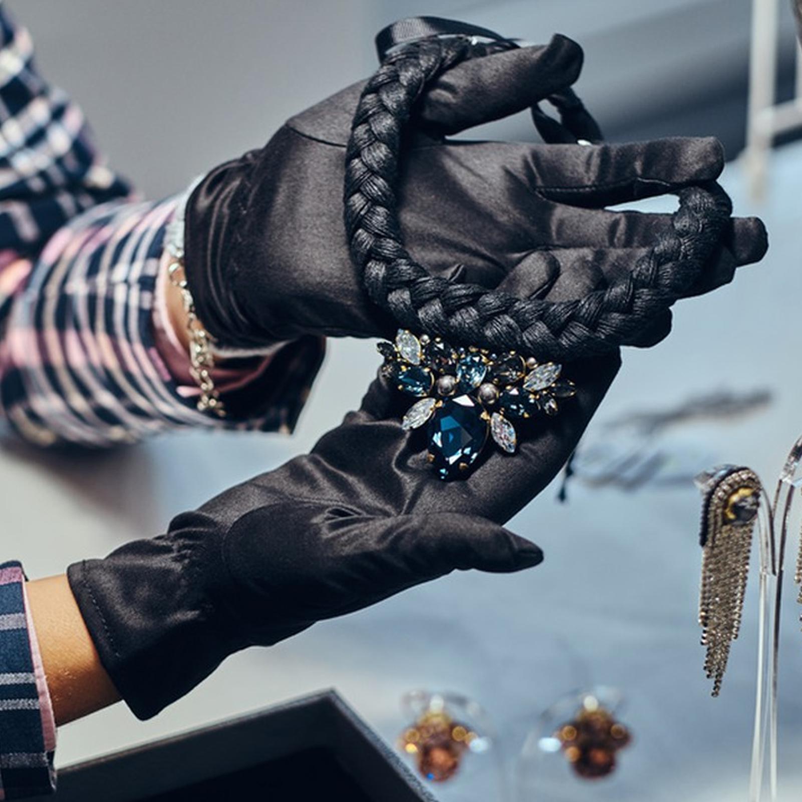 Luvas de joias pretas macias,  - Jewelry Making Gloves avaliação e preço